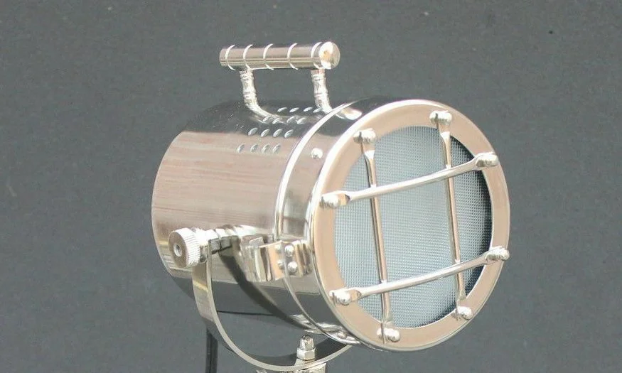 Vintage Nautical Searchlight Table Lamp — Adjustable Tripod — close-up | SinghBros Mart